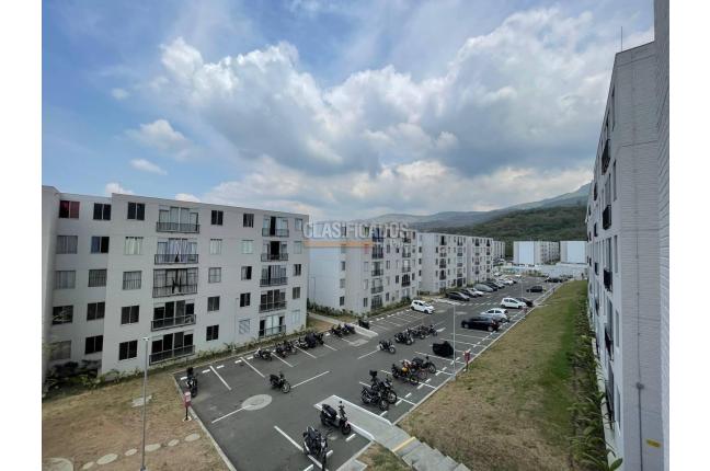 Apartamentos, Alquiler, Yumbo - $1.100.000