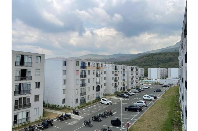 Apartamentos, Alquiler, Yumbo - $1.100.000