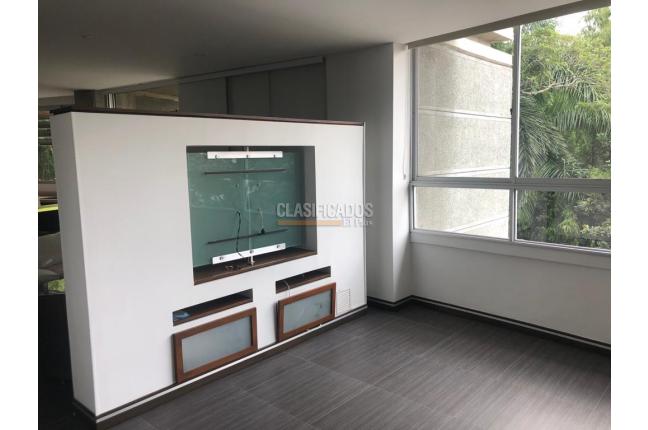 Apartamentos, Alquiler, Cristales - $3.600.000