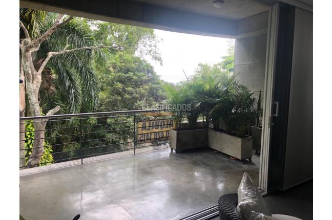 Apartamentos, Alquiler, Cristales - $3.600.000
