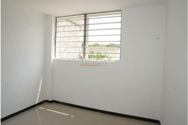 Apartamentos, Alquiler, La Flora - $2.100.000