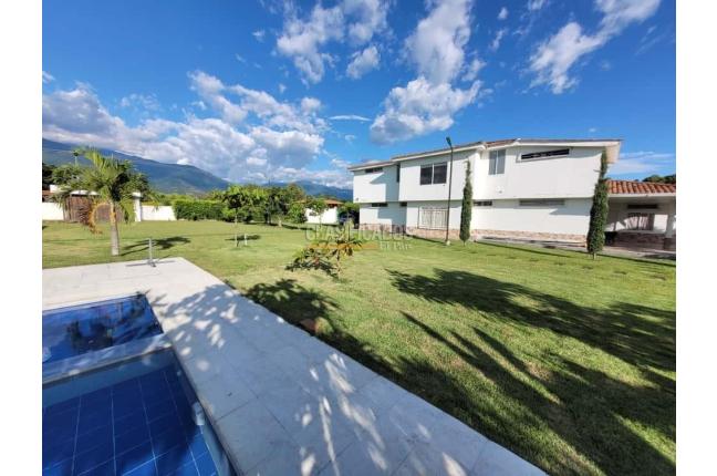 Fincas y Casas Campestres, Venta, El Cerrito - $2.400.000.000
