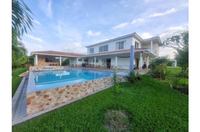 Fincas y Casas Campestres, Venta, El Cerrito - $2.400.000.000