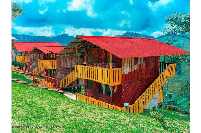 Casas, Venta en Santa Rosa de Cabal
