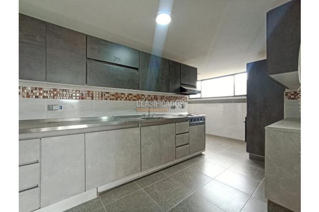 Apartamentos, Alquiler, Versalles - $3.200.000