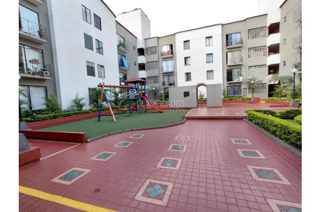 Apartamentos, Alquiler en Bueno Madrid
