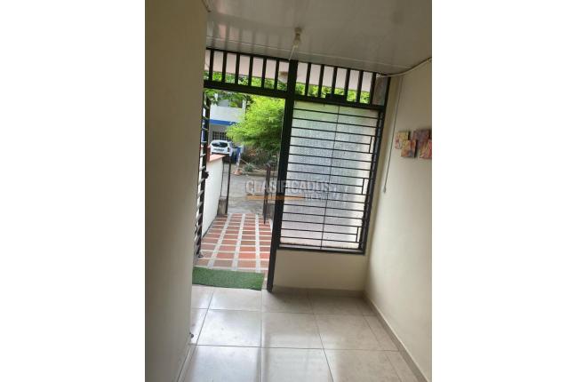 Casas, Venta, Champagñat - $680.000.000