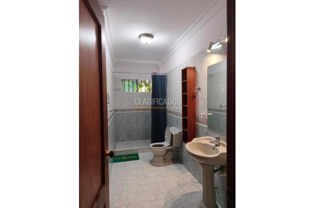 Casas, Alquiler, Capri - $5.500.000