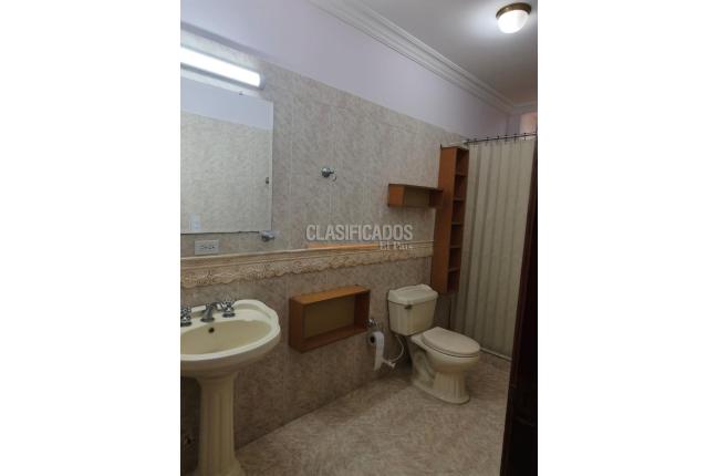 Casas, Alquiler, Capri - $5.500.000