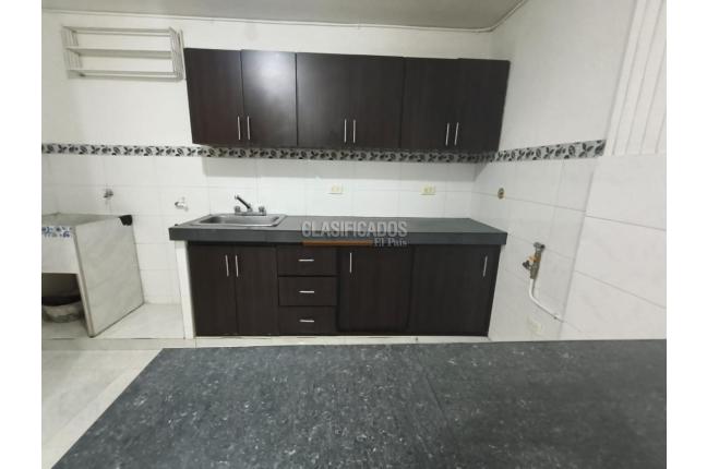 Apartamentos, Alquiler en Prados del Limonar