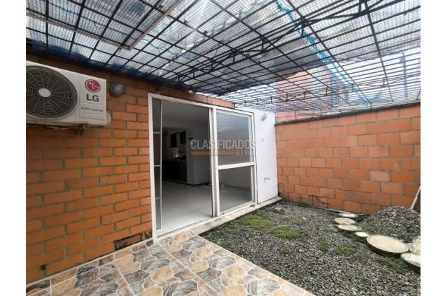 Casas, Alquiler, Ciudad Pacifica - $1.900.000