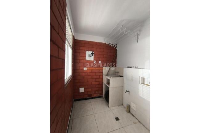 Casas, Alquiler, Ciudad Pacifica - $1.900.000