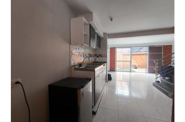 Casas, Alquiler, Ciudad Pacifica - $1.900.000