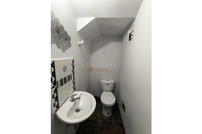 Casas, Alquiler, Ciudad Pacifica - $1.900.000