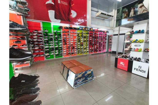 Locales y Bodegas, Alquiler, Belalcázar - $1.500.000