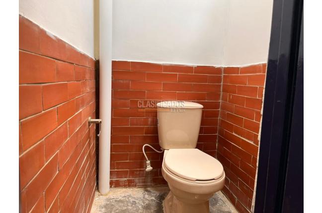 Locales y Bodegas, Alquiler, San Nicolás - $1.900.000