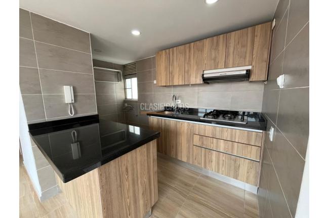 Apartamentos, Alquiler, Ciudad Melendez - $1.550.000