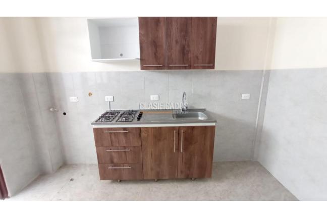 Apartamentos, Alquiler, San Judas - $900.000
