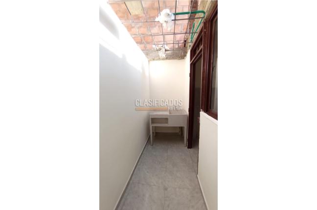 Apartamentos, Alquiler, San Judas - $900.000