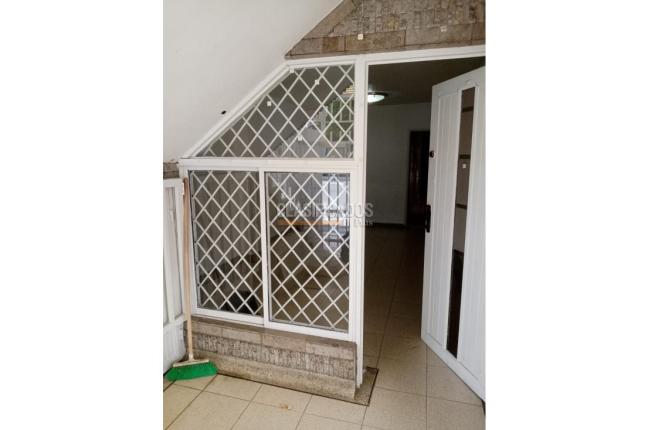 Edificios, Venta en Salomia