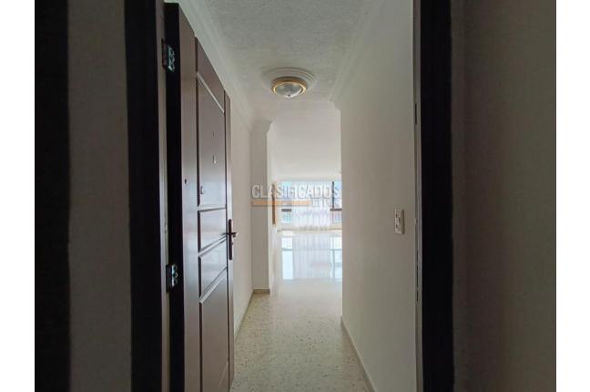 Apartamentos, Alquiler, Prados del Norte - $4.000.000