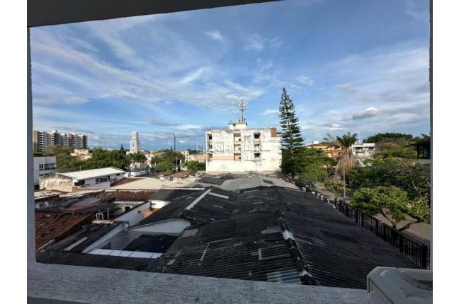 Apartaestudios, Alquiler, La Flora - $2.500.000