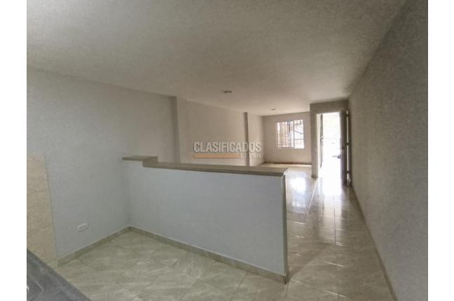 Apartamentos, Alquiler, Salomia - $900.000