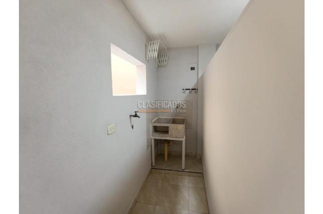 Apartamentos, Alquiler, Salomia - $900.000