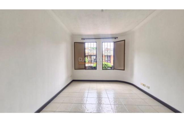 Apartamentos, Alquiler, Caney - $1.300.000