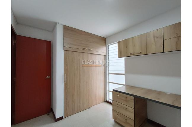 Apartamentos, Alquiler, Versalles - $1.600.000