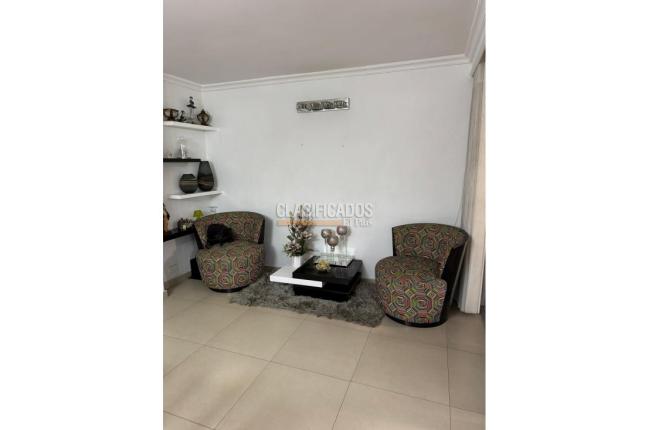Casas, Venta en Ciudad Jardín