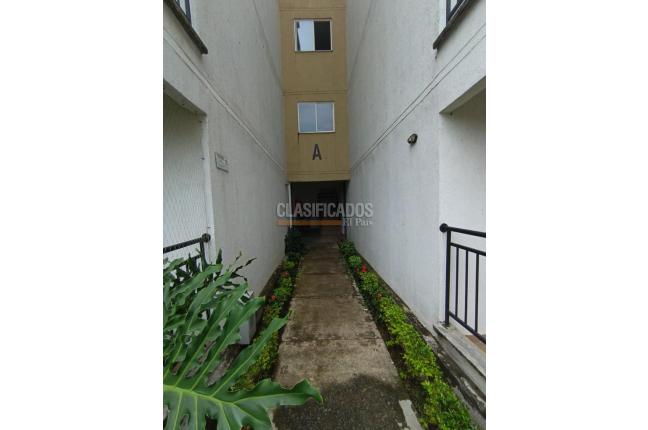 Apartamentos, Alquiler, Ciudad Pacifica - $1.300.000