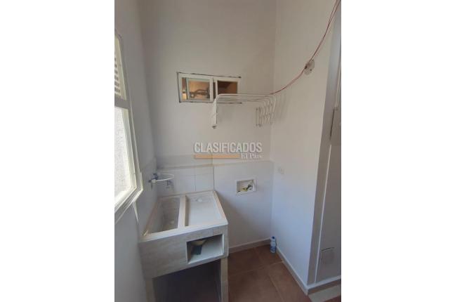 Apartamentos, Alquiler, Ciudad Pacifica - $1.300.000