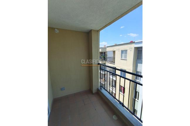 Apartamentos, Alquiler, Ciudad Pacifica - $1.300.000