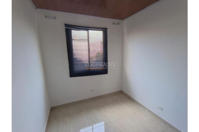 Apartamentos, Alquiler, Ciudad Pacifica - $1.300.000