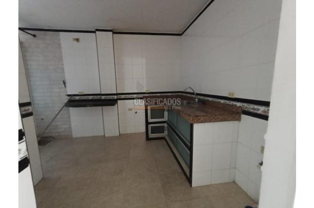 Edificios, Venta, Primero de Mayo - $850.000.000