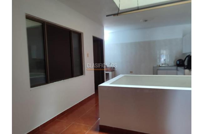 Apartamentos, Alquiler, El Guabal - $900.000