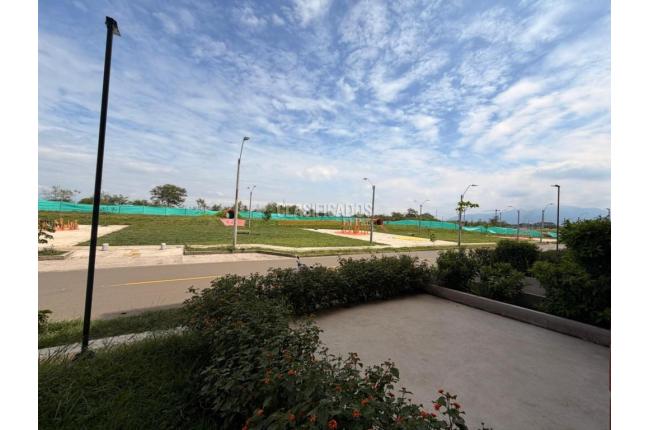 Locales y Bodegas, Alquiler, Ciudad Pacifica - $2.000.000