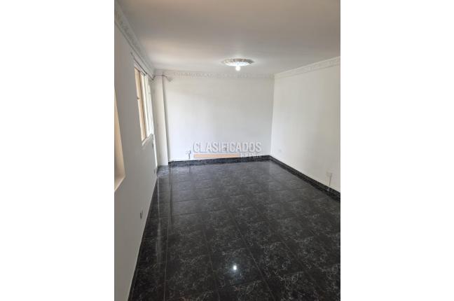 Oficinas y Consultorios, Alquiler, Ciudad Capri - $1.350.000