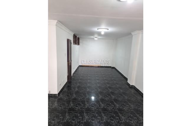 Oficinas y Consultorios, Alquiler, Ciudad Capri - $1.350.000
