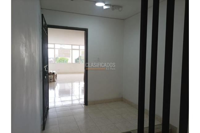 Apartamentos, Alquiler, Versalles - $2.700.000