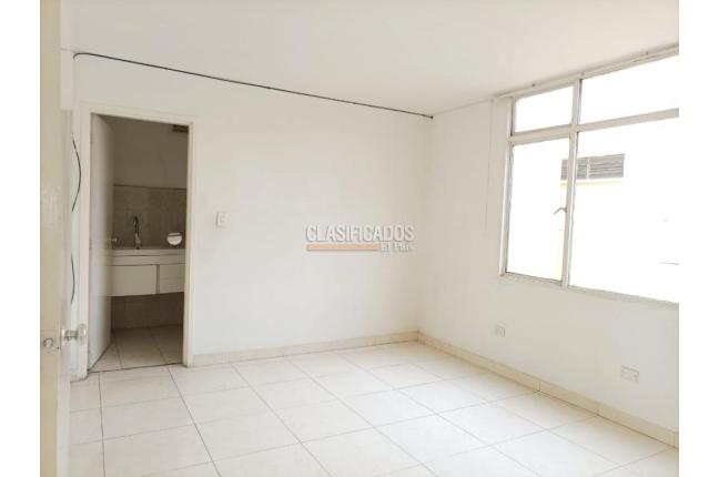 Apartamentos, Alquiler, Versalles - $2.700.000