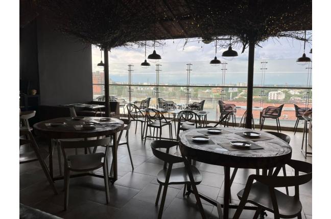 Locales y Bodegas, Alquiler en Santa Mónica Norte