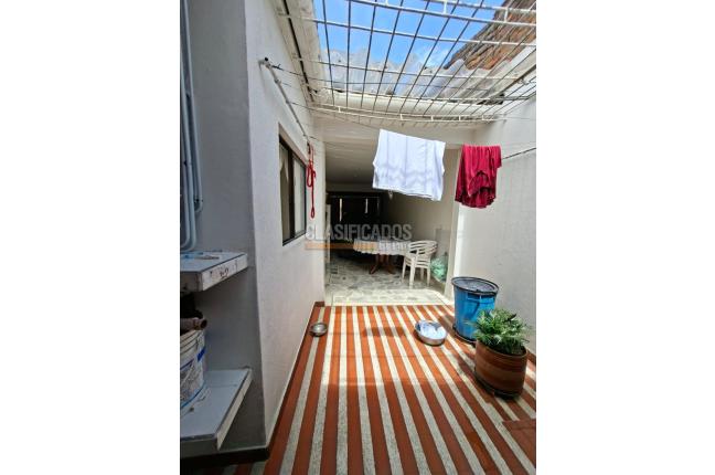 Casas, Venta, Los Cámbulos - $700.000.000