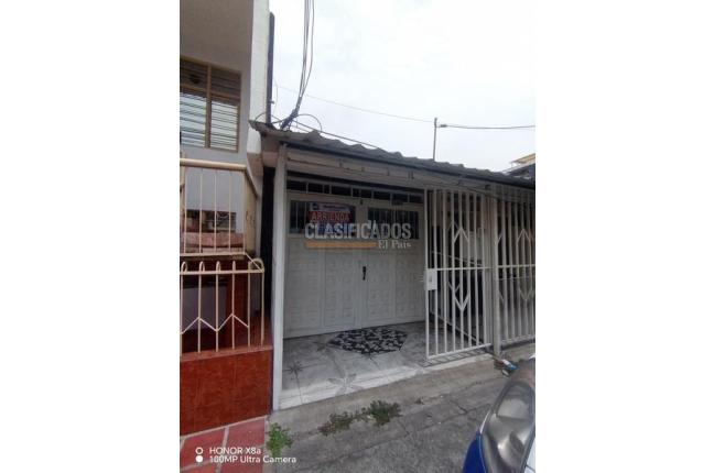 Casas, Alquiler en Calima
