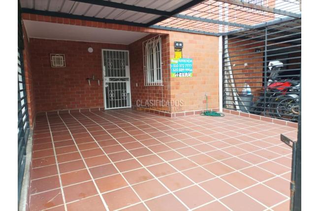 Casas, Alquiler en Ciudad Pacifica