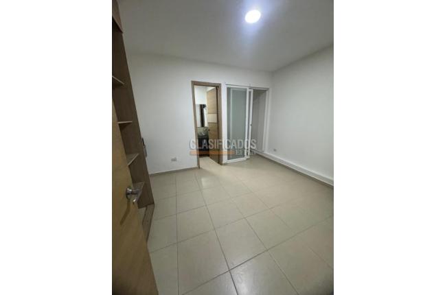 Apartaestudios, Alquiler, La Flora - $950.000