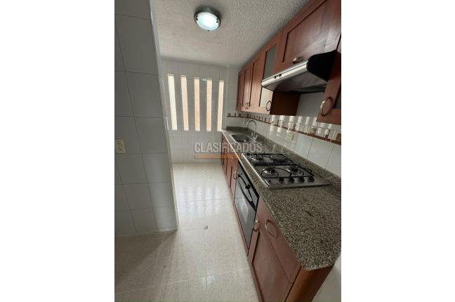 Apartamentos, Alquiler, Cañaverales - $1.200.000