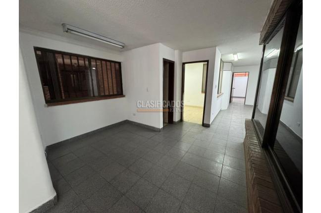 Locales y Bodegas, Alquiler, Tequendama - $2.800.000