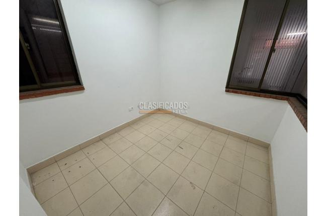 Locales y Bodegas, Alquiler, Tequendama - $2.800.000